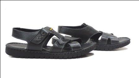 SFT01-2-74d3356-epcot-shoes_01965c09-1ca7-48d5-bb1d-d25d282c1b7a.jpg